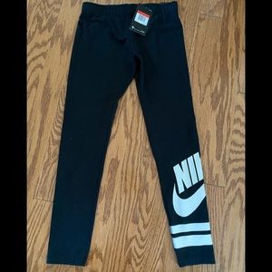 Girls Tight Fit Nike leggings